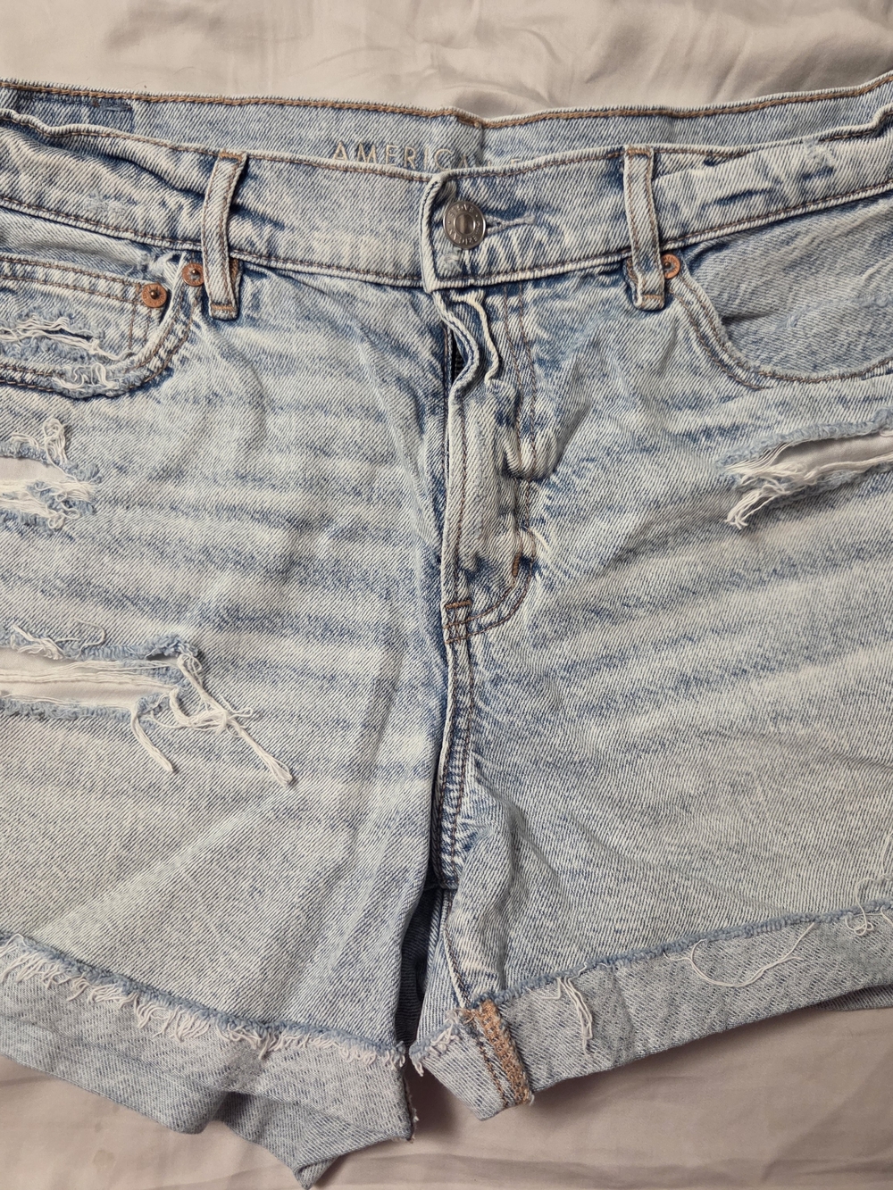 Shorts
AE Strigid Super High-Waisted Relaxed Denim Short